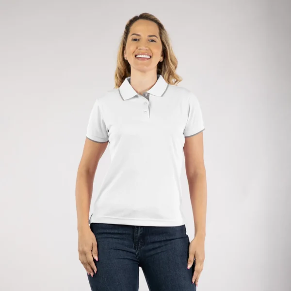 camiseta tipo polo ligera