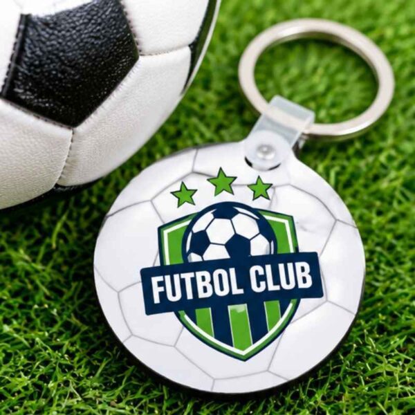 Llavero con escudo deportivo