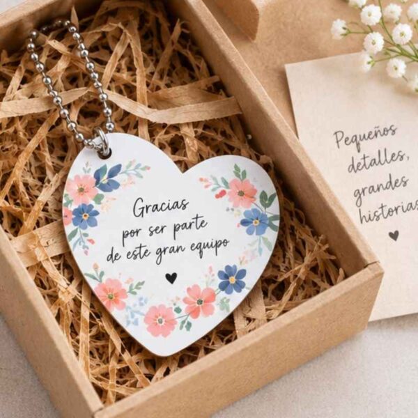 Plaquita corazón con nombre