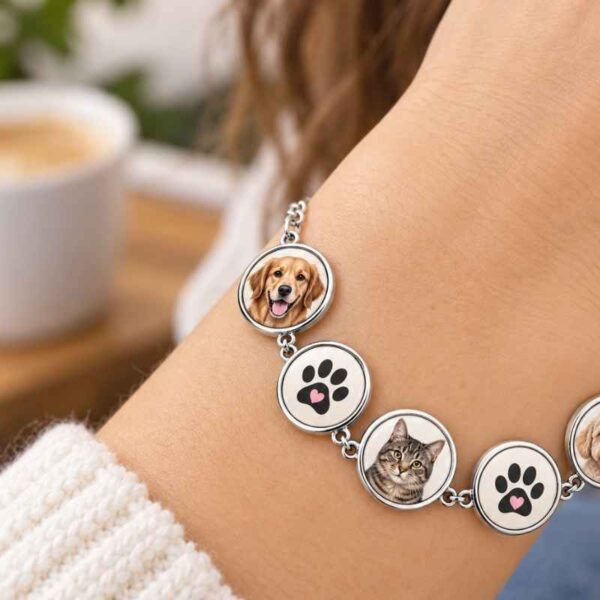 Pulsera con dijes redondos