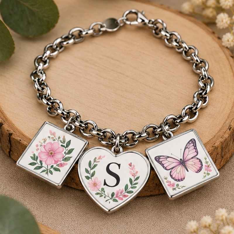 Pulsera con iniciales personalizadas