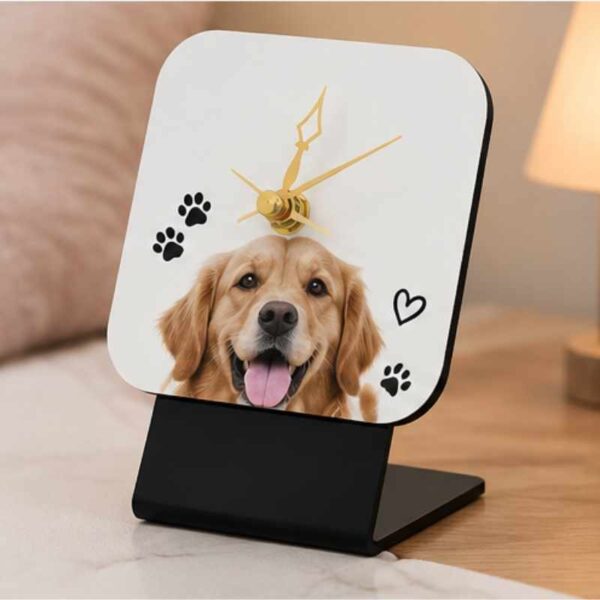 Reloj de escritorio con soporte